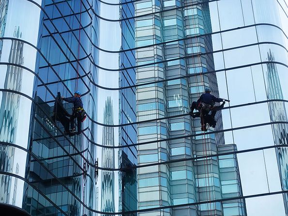 Fenster werden gereinigt